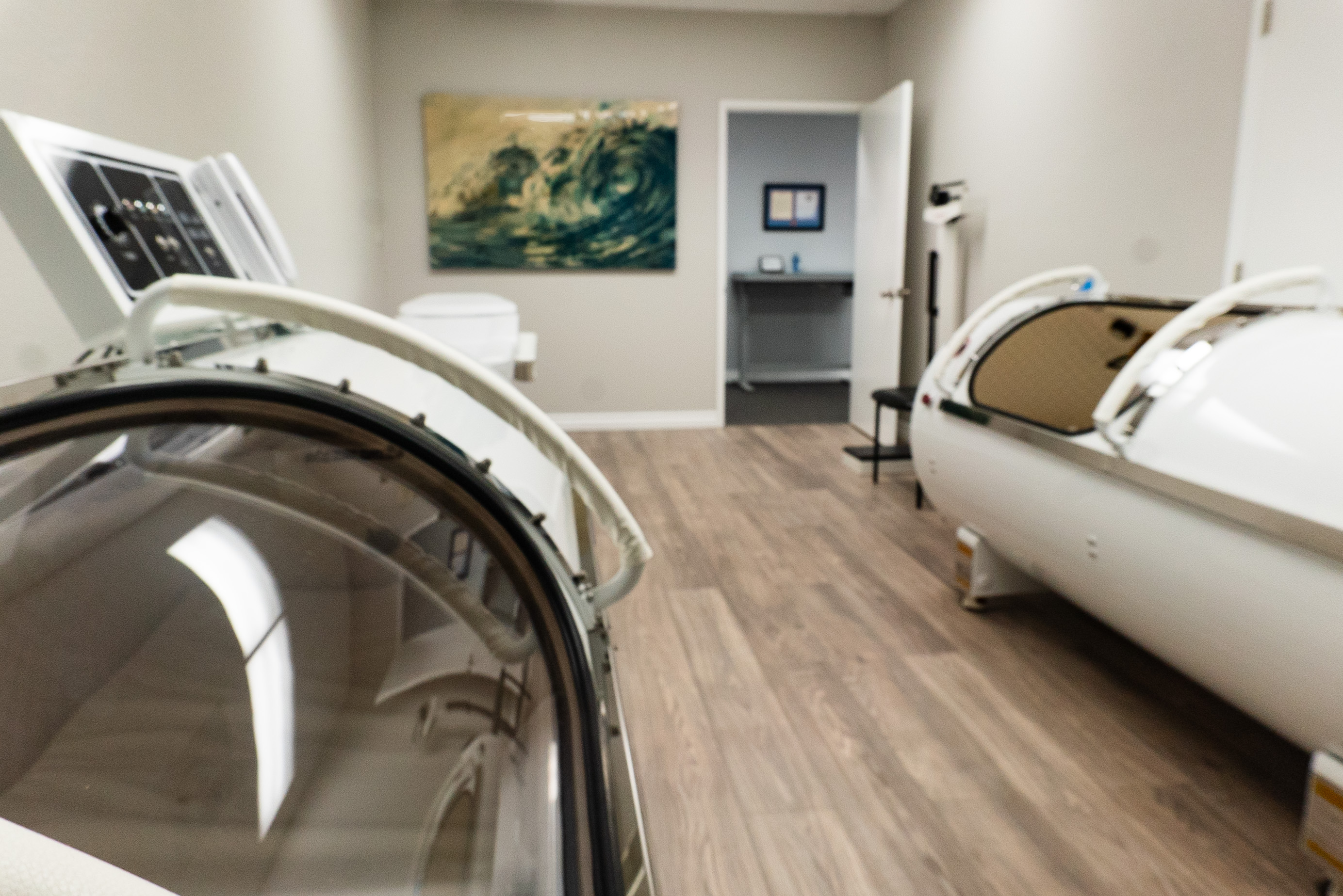 Hyperbaric Oxygen Therapy chamber